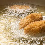 freundliche Kroketten in Olivenol
