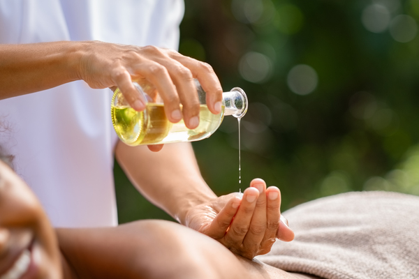 Wie lässt sich Olivenöl als Massageöl verwenden?