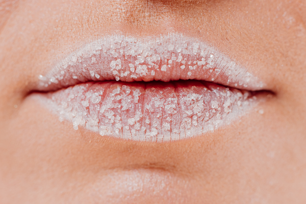 Lippen mit Zuckerkristallen
