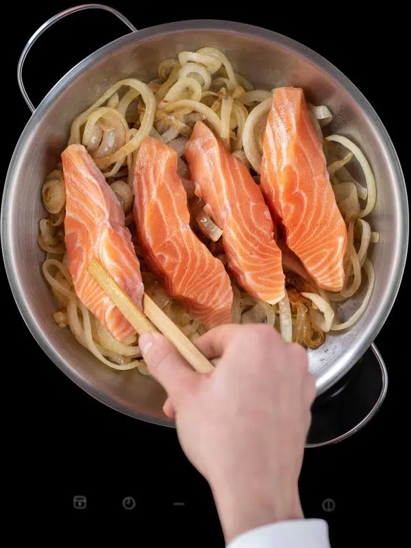 Lachs mit Kohlrabi à la Crème
